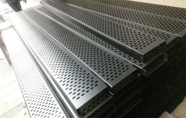 Powder coated cable tray bends – exported to UAE